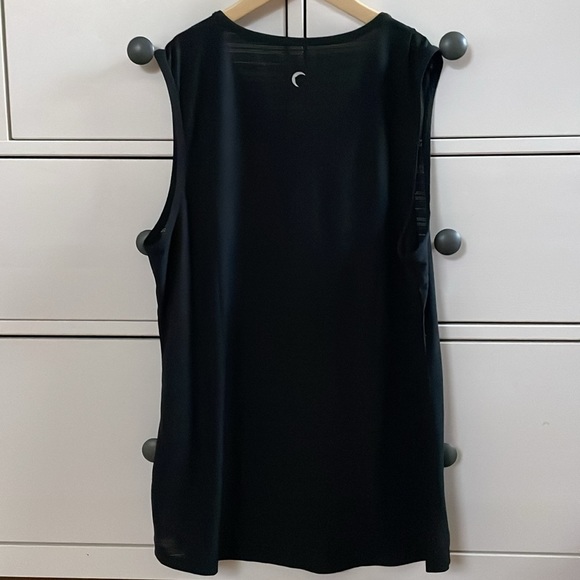 Zyia Chill Tank - Picture 4 of 4